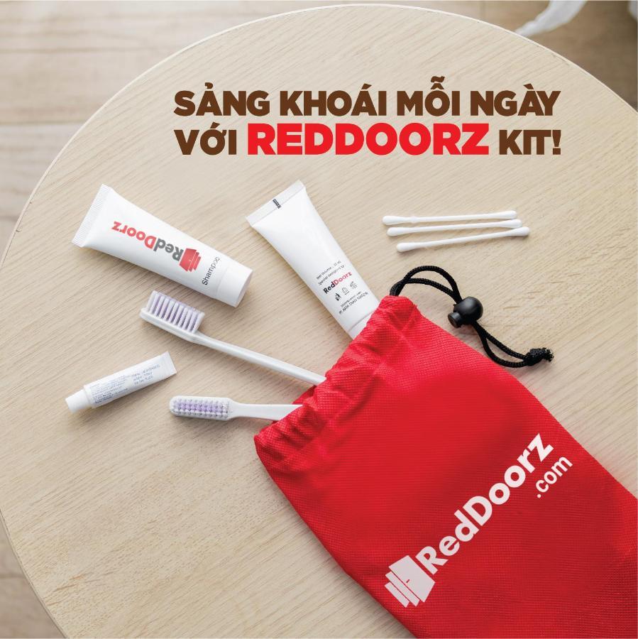 Reddoorz Near Nguyen Hue Walking Street 2 - Dorms Available Ho Chi Minh Zewnętrze zdjęcie
