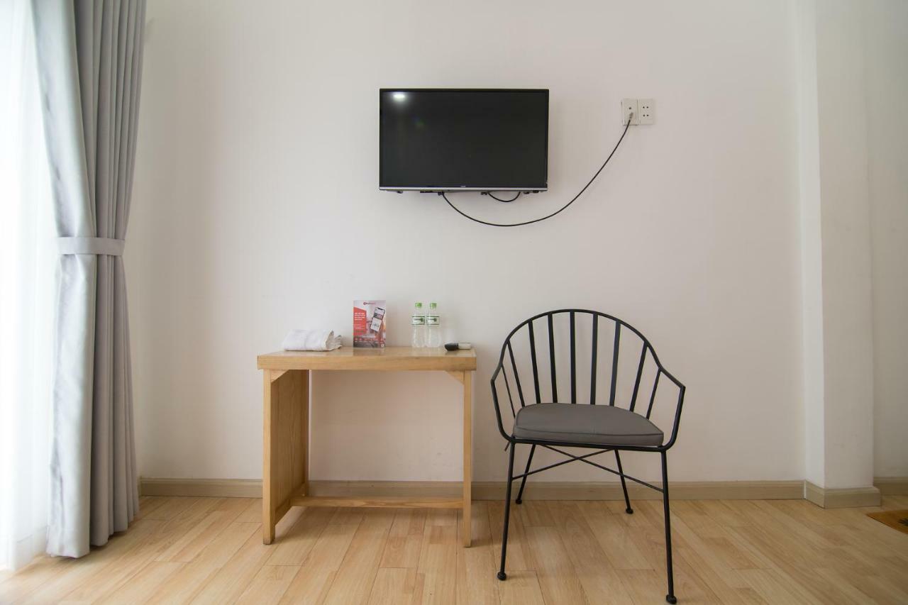 Reddoorz Near Nguyen Hue Walking Street 2 - Dorms Available Ho Chi Minh Zewnętrze zdjęcie